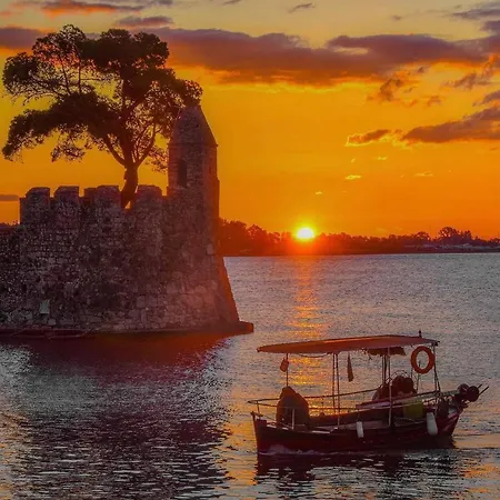 Cervantes Nafpaktos Exterior foto