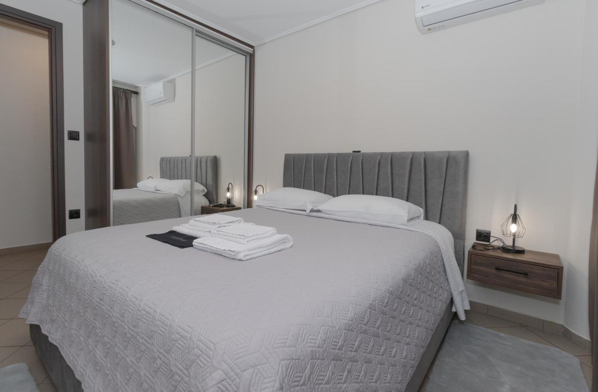 Cervantes Apartment